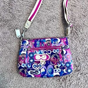 Authentic Coach Poppy Shoulder Handbag Circa 2006